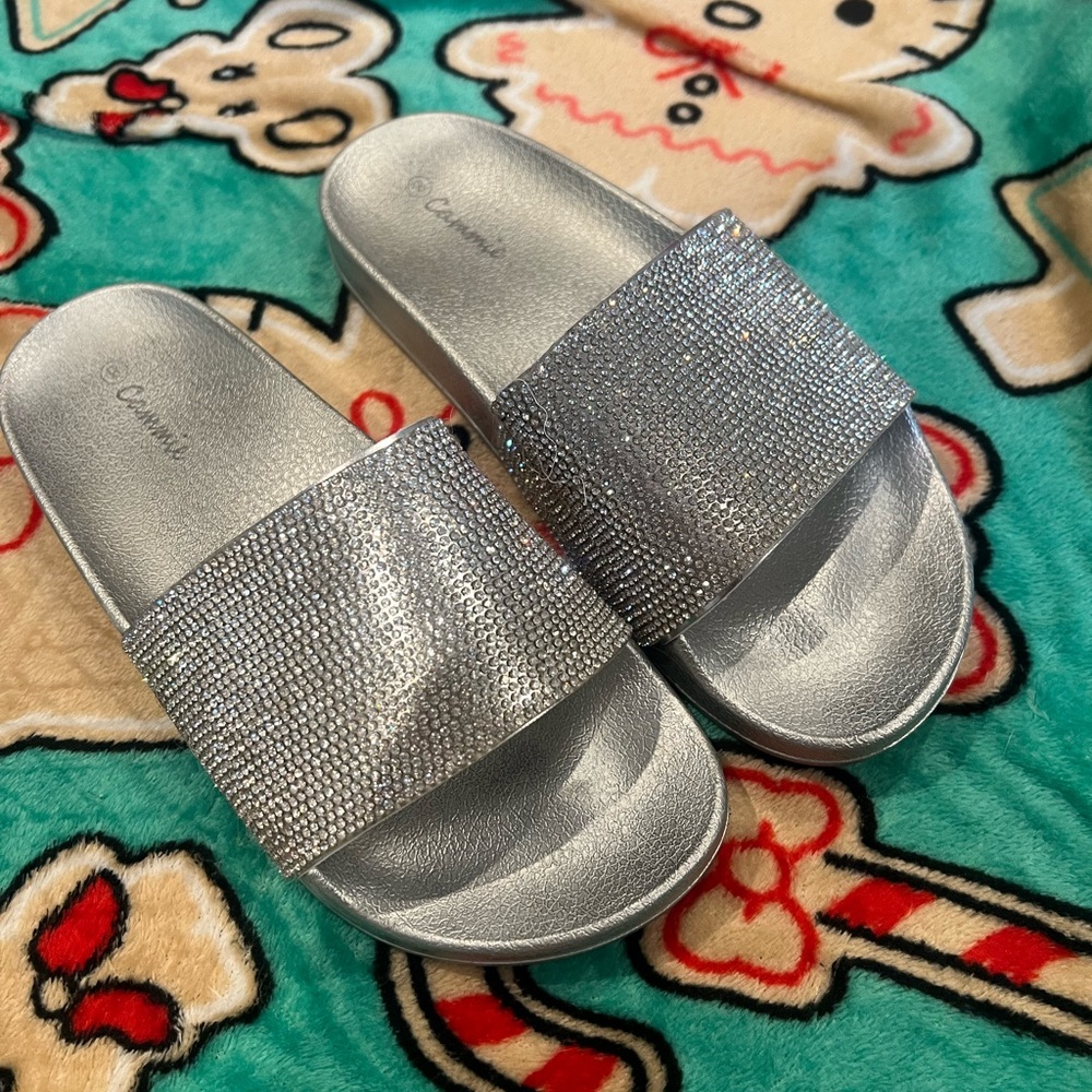 Women’s Crystal slides